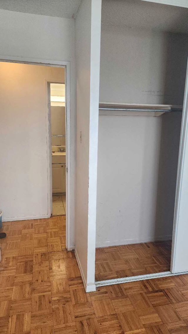 Room For Rent in Room Rentals & Roommates in City of Toronto - Image 2