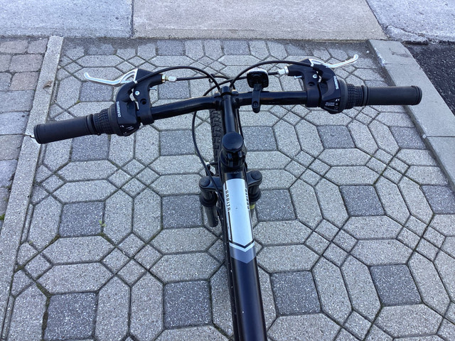 Vélo sur pneus hiver (clous) nakamura diodora 27.5 dans De Montagne  à Ville de Montréal - Image 3