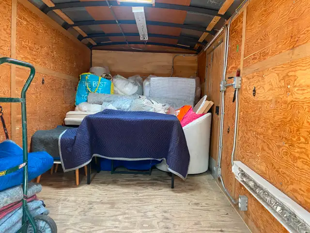 #1 movers & junk removal service call/text 647-495-1032 last min63672037497857120