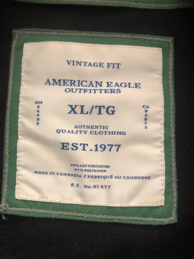 American Eagle XL Men’s Full Zip Jacket in Men's in Calgary - Image 5
