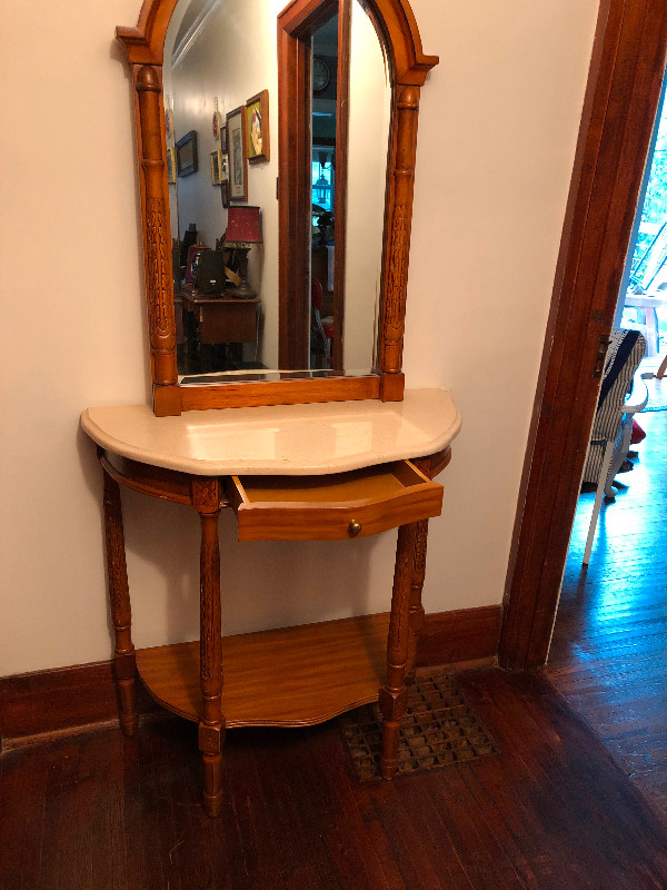 Hall table and mirror in Other Tables in Owen Sound - Image 2