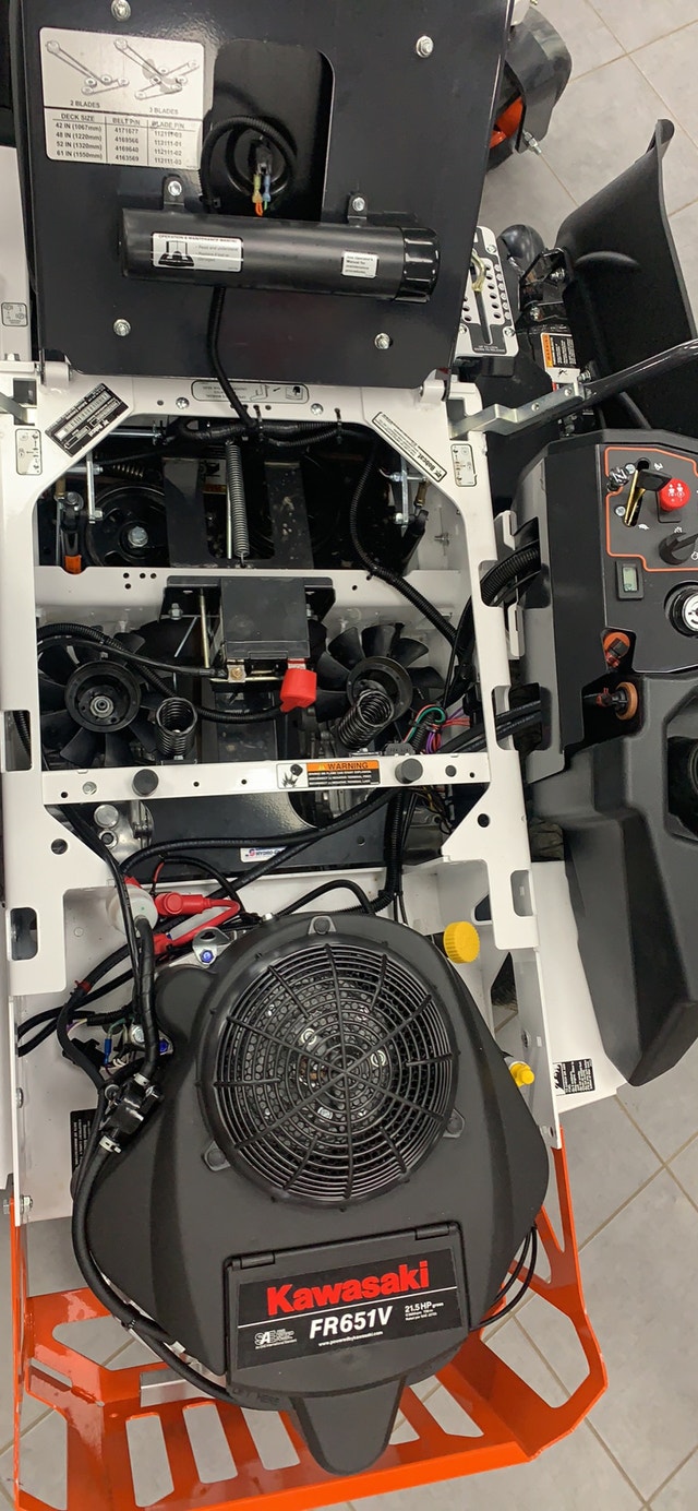 Zero Turn Mower Lawnmowers & Leaf Blowers Truro Kijiji