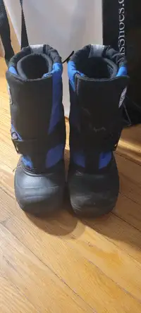 Stonz winter boots size 10 GUC