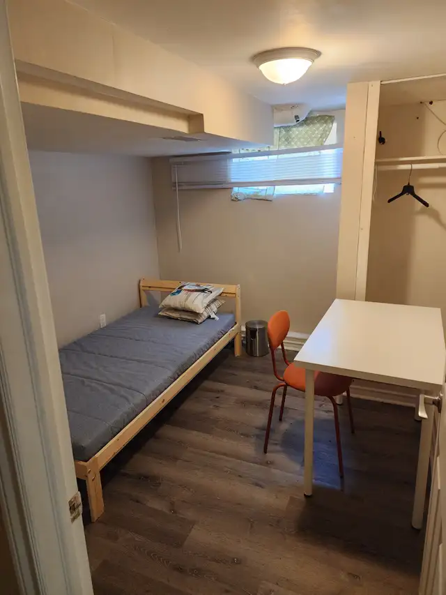 Furnished room all included, available now Eglinton-Mt. Pleasant