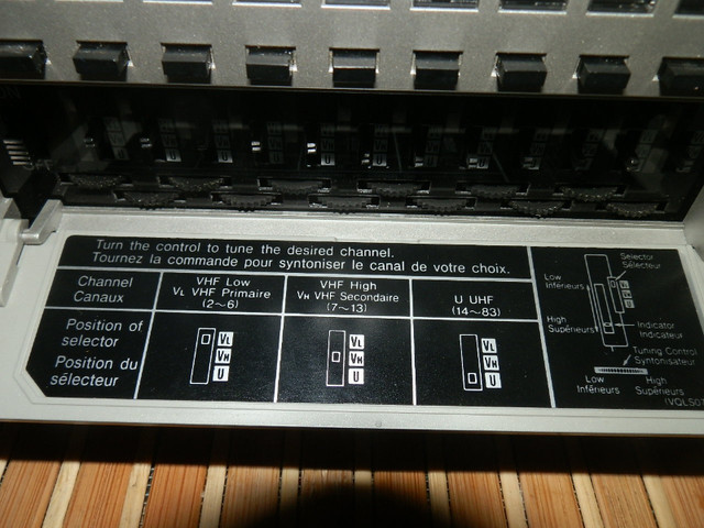 Panasonic (VINTAGE) Programmable Electric Tuner/Timer Model PV- in General Electronics in Dartmouth - Image 4