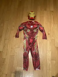 Costume Ironman Halloween avec son arme