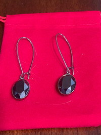Beautiful Swarvoski Black Crystal Earrings 