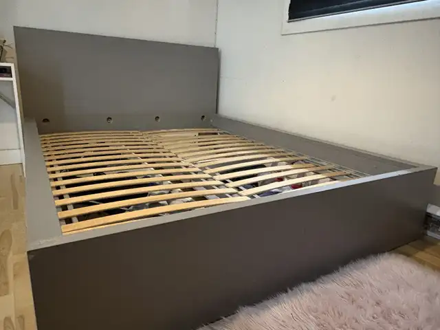 lit Queen  in Beds & Mattresses in Laval / North Shore - Image 4