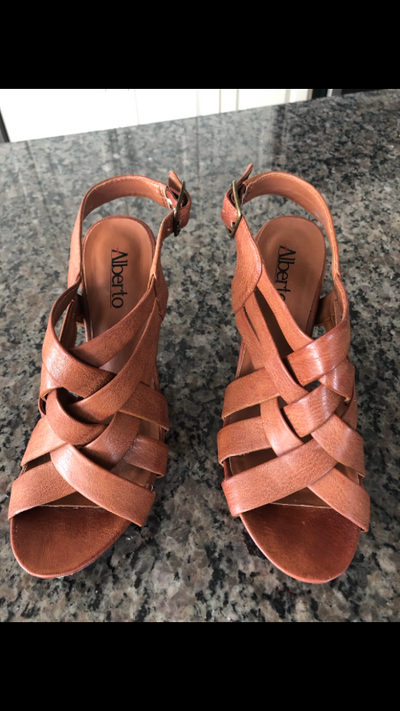 Alberto high heel sandal. Size 7, View more