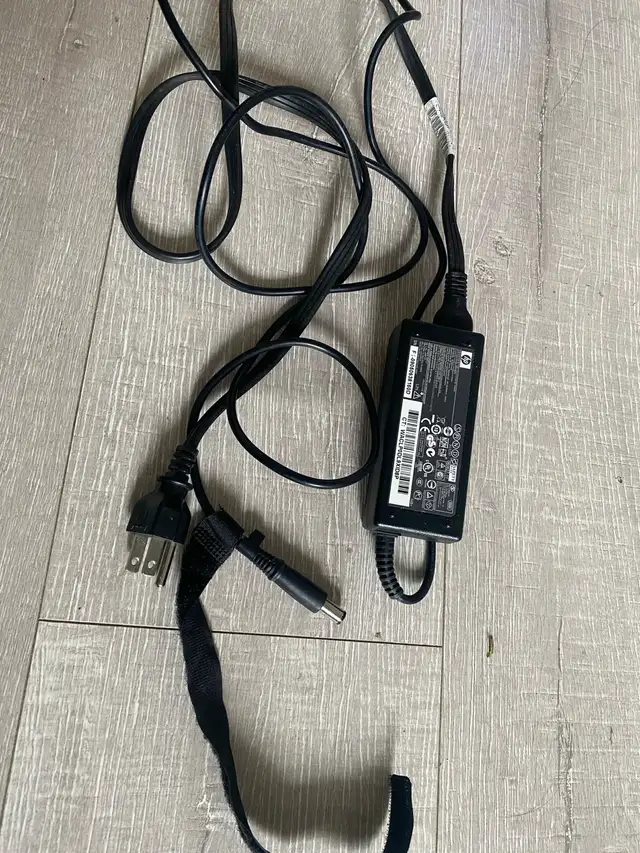 HP 65W AC Power Adapter – 19.5V 3.33A600048658463467523