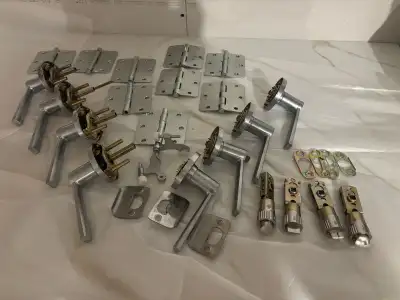 Spruce up your doors with this collection of used door hardware! This lot includes several passage l...