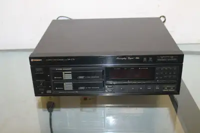 HITACHI Compact Disc Changer. I deliver!, View more