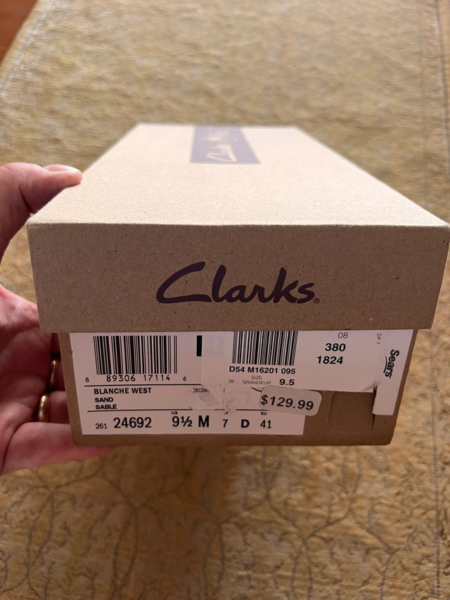 Clarks shoes size 9.5 | Women's - Shoes | Edmonton | Kijiji