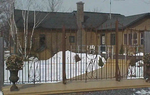 PORTAIL FER FORGÉ in Decks & Fences in Granby - Image 6