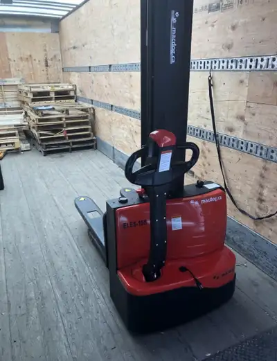 Electric Single Mast Stacker - 62 inch lift, View more