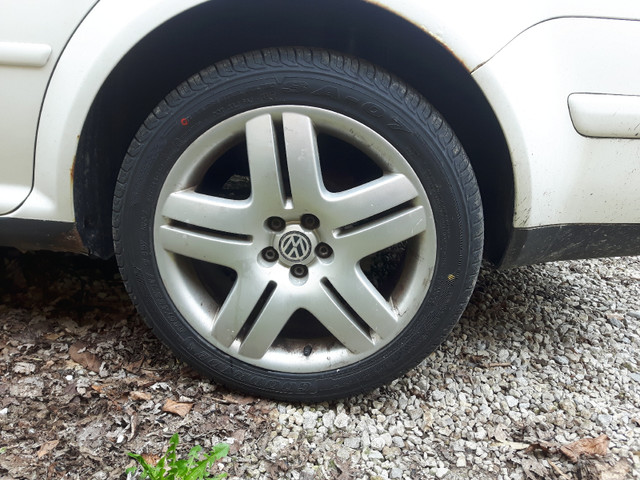 VW Long Beach rims (new rubber) in Tires & Rims in Leamington