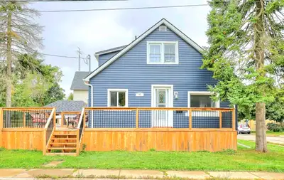 Basement for Rent - 3 Bed, 1 Bath (Close to Cambridge Downtown)