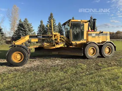 2002 Cat 140H grader for sale. Comes with 16' moldboard, 144" WBM snow wing, good rubber. In good co...