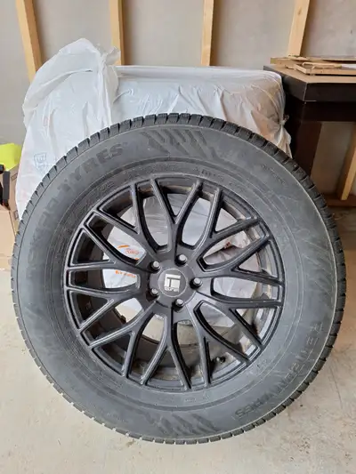 4 all weather tires. Purchased them at the end of 2024. Used them for 1 year. Rims included. Sensors...
