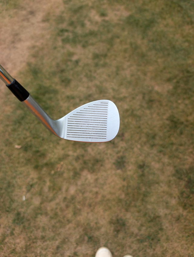 Cobra tour trusty sand wedge left hand in Golf in Gatineau - Image 2