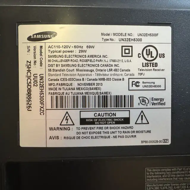 Samsung Smart TV 32 inches in TVs in City of Toronto - Image 3