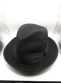 Ladies Hat - Size 7 3/8 US (57cm)
