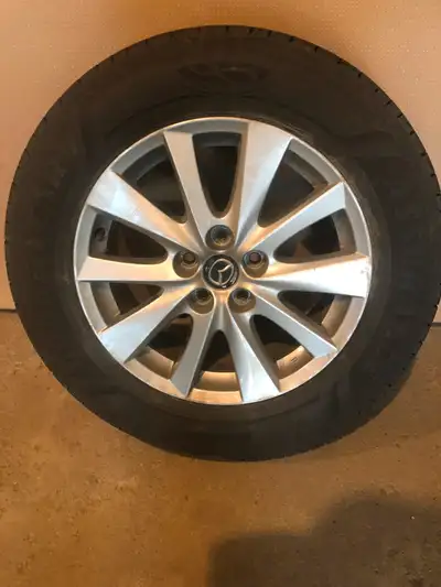 Like new 4 tires purchased Jul 2023 (few thousand kilometres at most). Tire size 225/65 R17. 85,000...