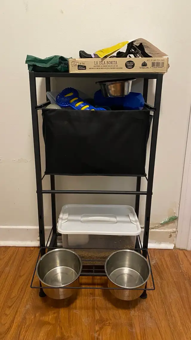 Puppy station organizer in Accessories in City of Toronto - Image 2