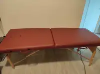 Massage table 