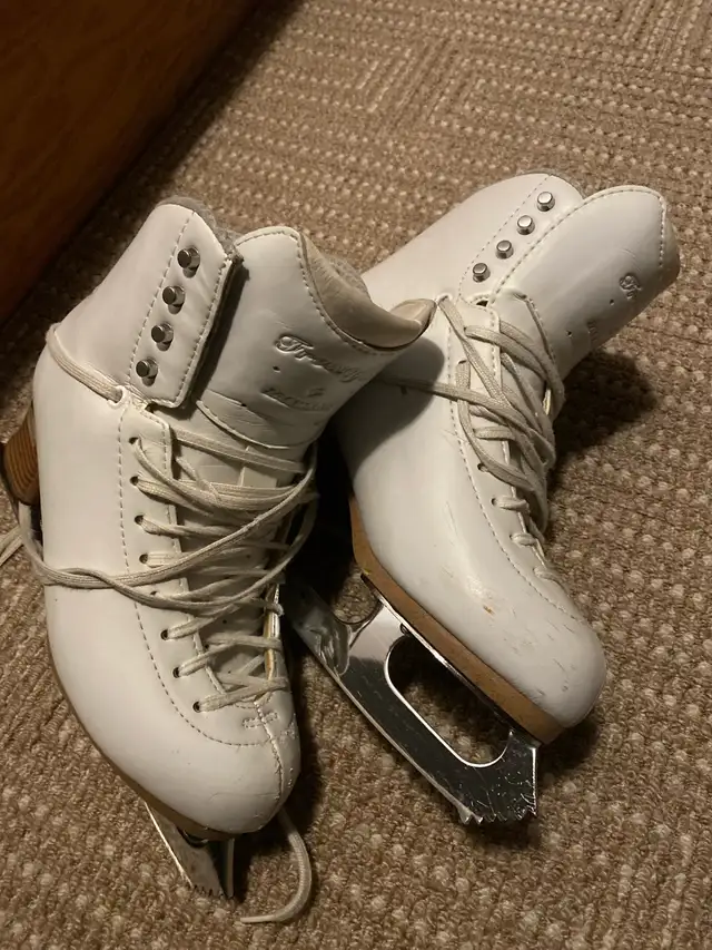 Jackson Freestyle Figure Skates in Skates & Blades in Mississauga / Peel Region - Image 2