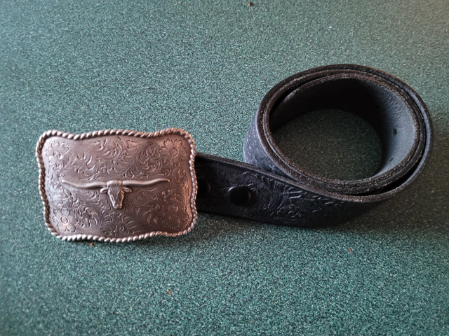 Nocona long horn buckle tooled leather belt in Arts & Collectibles in Red Deer