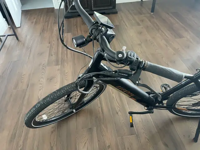 Ave ton pace 500.2 in eBike in Kingston - Image 5