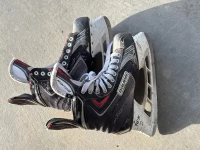 Bauer Vapor Adult Skates - 9.5D / US 11, View more