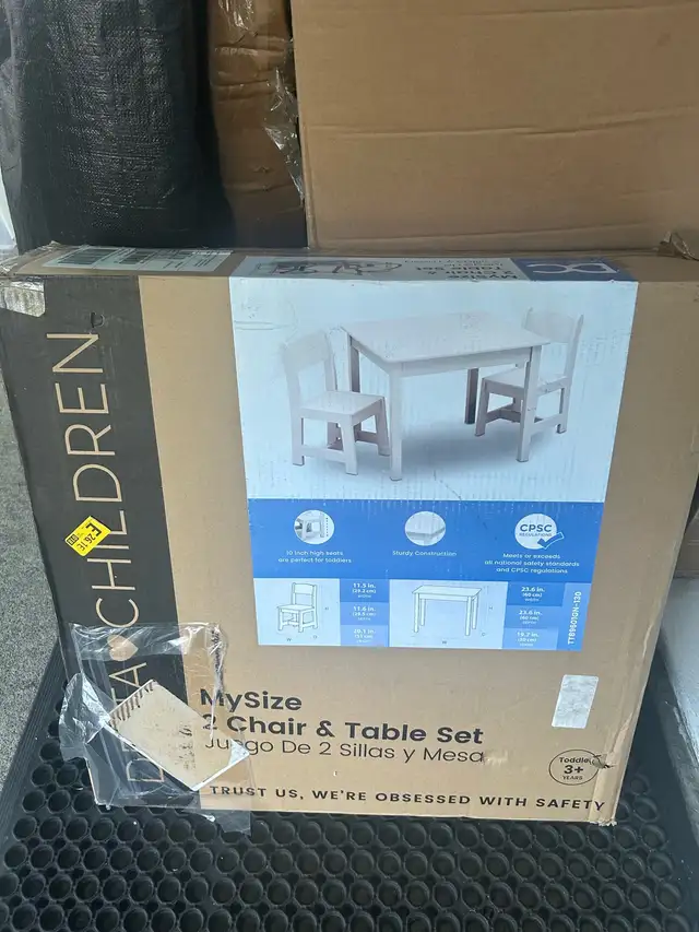 Delta Children MySize Wood Play Table and Chair Set (2 Chairs In in Chairs & Recliners in Burnaby/New Westminster - Image 5