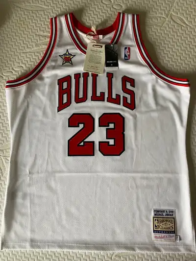 Final clearance Size XXL, a very rare jersey. Brand new with tag. Price is firm. Pick up only