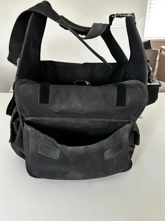 GreenLee Electricians tote bag in Tool Storage & Benches in City of Toronto - Image 6