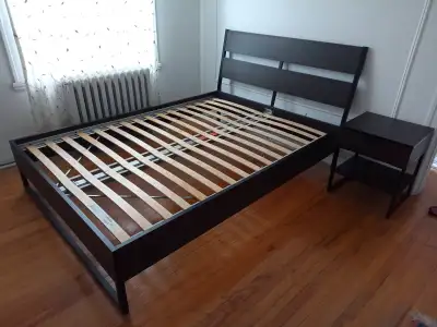 Lit 2 places IKEA (sans matelas) en très bon état, View more