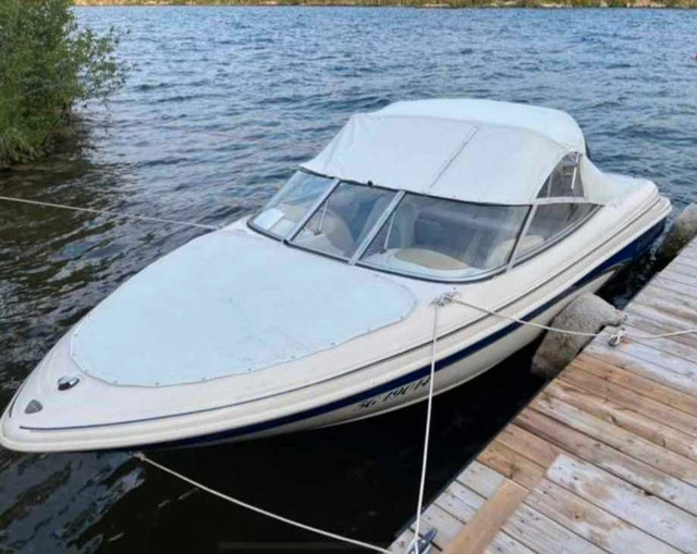 1998 Glastron 17.5  in Powerboats & Motorboats in La Ronge - Image 2