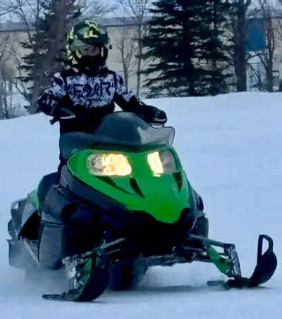 2007 Arctic Cat F6 LXR Sleds very reliable, starts and runs great and is in Great Condition! 600cc E...