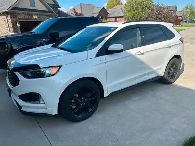 22 Edge ST LINE Purchased in December Great car Loaded 5 year extended warranty and rust protector 3...