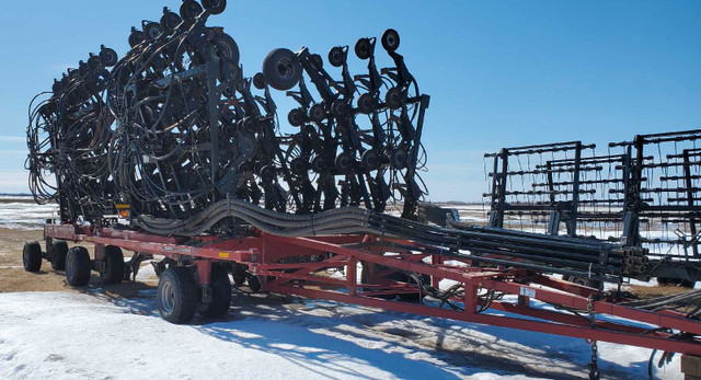 2012 Case IH PH800 70' Air Drill in Farming Equipment in Regina