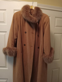 ULTRA SUEDE LADIES COAT WITH FAUX FUR TRIMMINGS