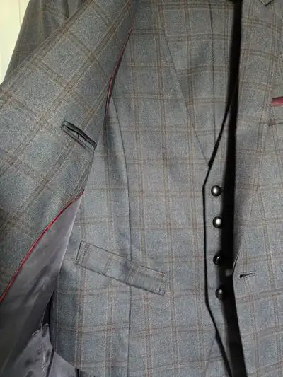 Men's/Teen's Suit, View more