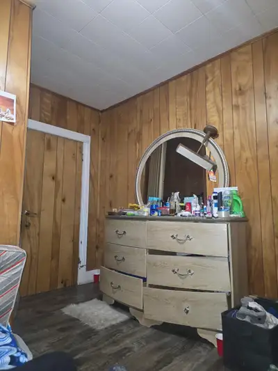 One room for rent for two people sharage with a bed in it. Upper level Already tenant leaving in oth...