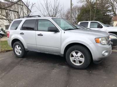 2009 FORD ESCAPE XLT, GOOD MILEAGE, CERTIFIED!!!