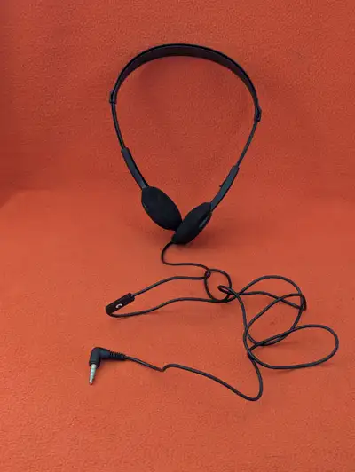 Maxell HP-100 adjustable stereo earphones, View more
