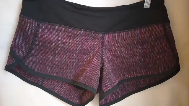 Lululemon Run Speed Short Wee Are From Space Black March Multi in Women's - Bottoms in City of Toronto - Image 2
