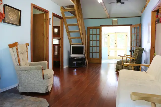 Waterfront cottage weekly rental in Ontario in Canada - Image 6