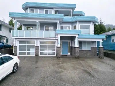 • Located in the prestigious Silversides Drive neighbourhood of Prince Rupert • Spacious executive h...