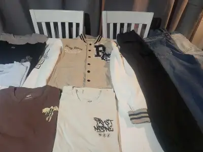 Lot de vêtements Urban homme small et 28, View more